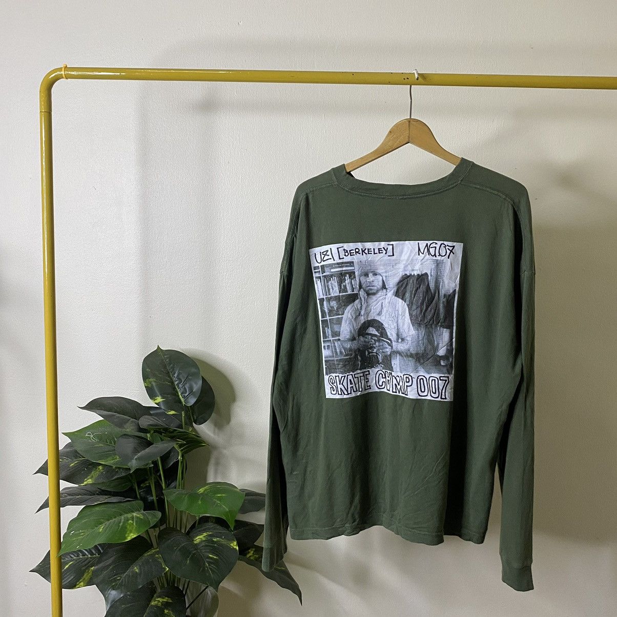 Other Y2K Mark Gonzales Skate Camp Skateboard Skater LS Tee Size US XL / EU 56 / 4 - 1 Thumbnail