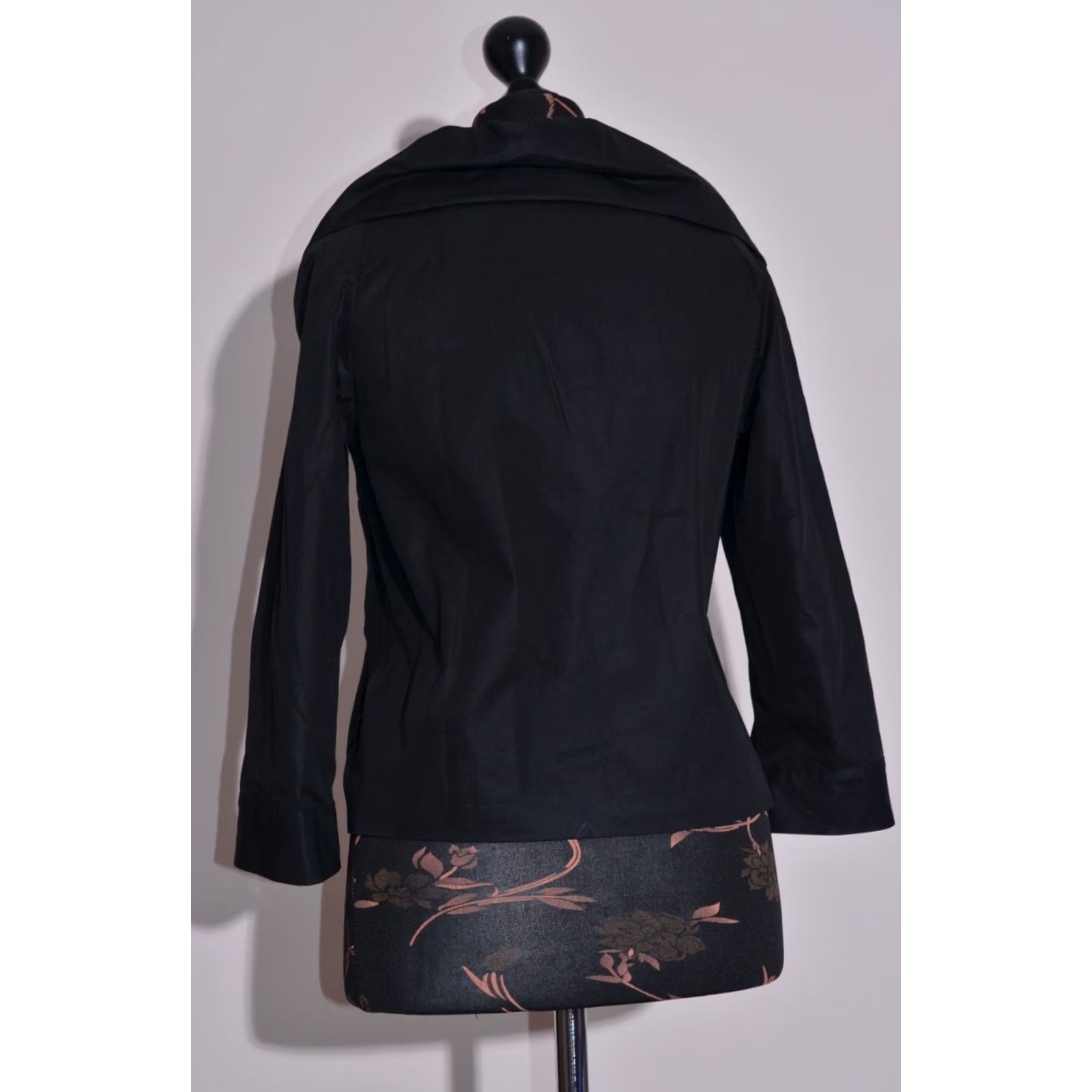 Moschino Moschino Jacket Women's Black Cotton Short Jacket Button Front Size 10 UK/US8 Color Black Womens Size 32" / US 10 / IT 46 - 5 Thumbnail