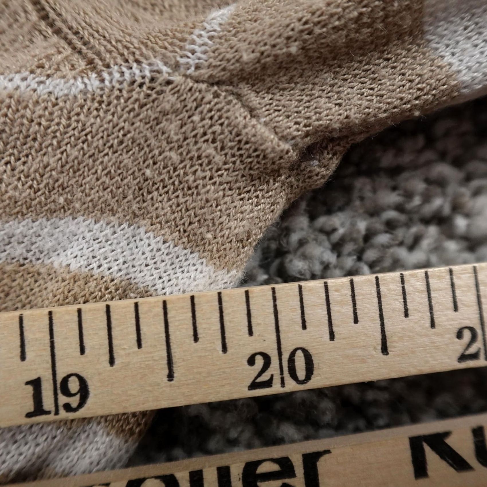 Banana Republic Banana Republic Cardigan Sweater Womens L Beige White Stripe Linen Lightweight V-Neck Long Sleeve Pockets Knit Size L / US 10 / IT 46 - 6 Thumbnail