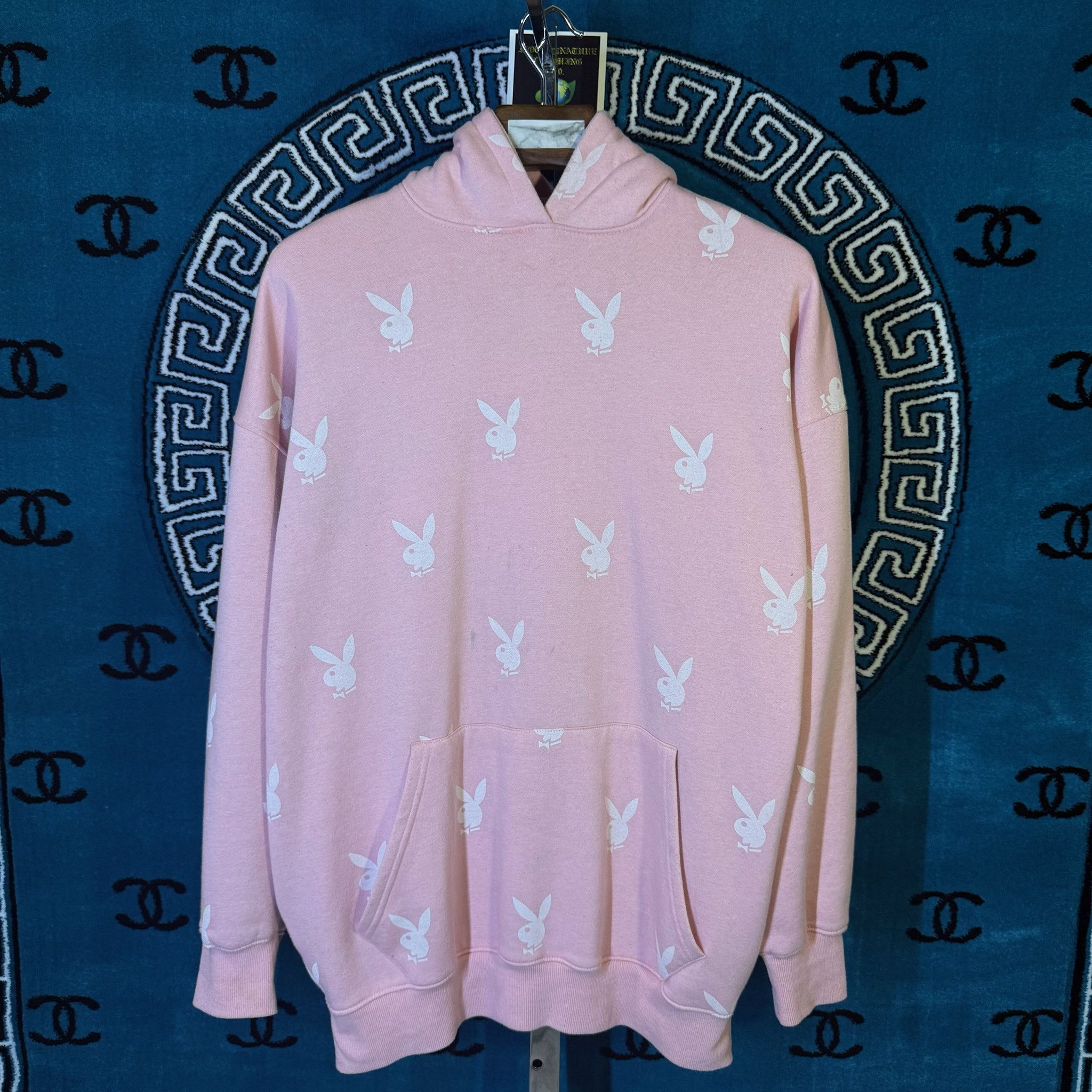 Playboy ICONIC PLAYBOY ALL-OVER LOGOS MOTIF HOODIE Size US XXL / EU 58 / 5 - 1 Preview