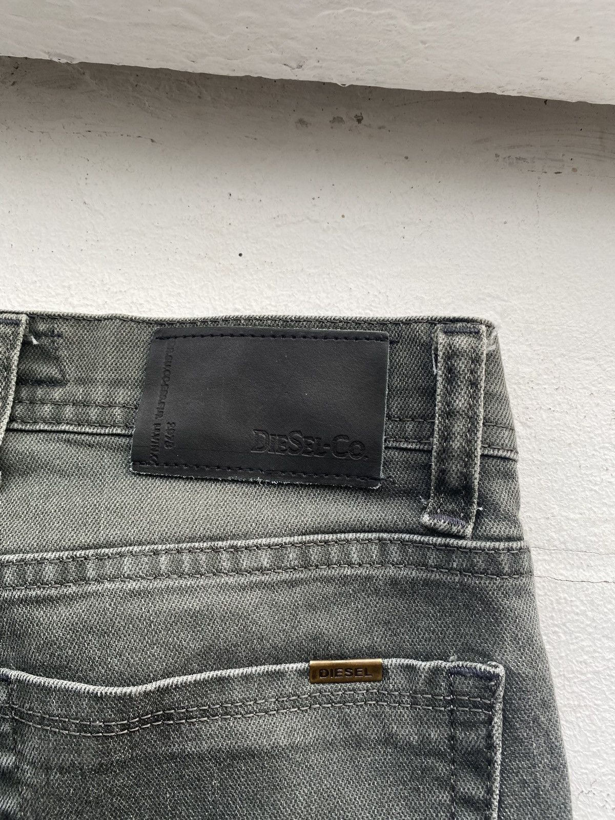 Diesel × Vintage 🔥Opium Vntg Diesel Green Washed Faded Punk Jeans Mens Y2k Size US 30 / EU 46 - 6 Thumbnail