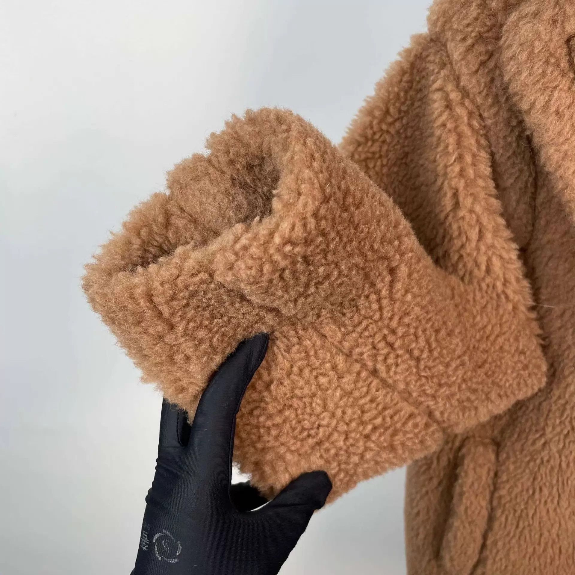 Max Mara MaxMara Double-Breasted Teddy Short Coat S Size S / US 4 / IT 40 - 7 Thumbnail
