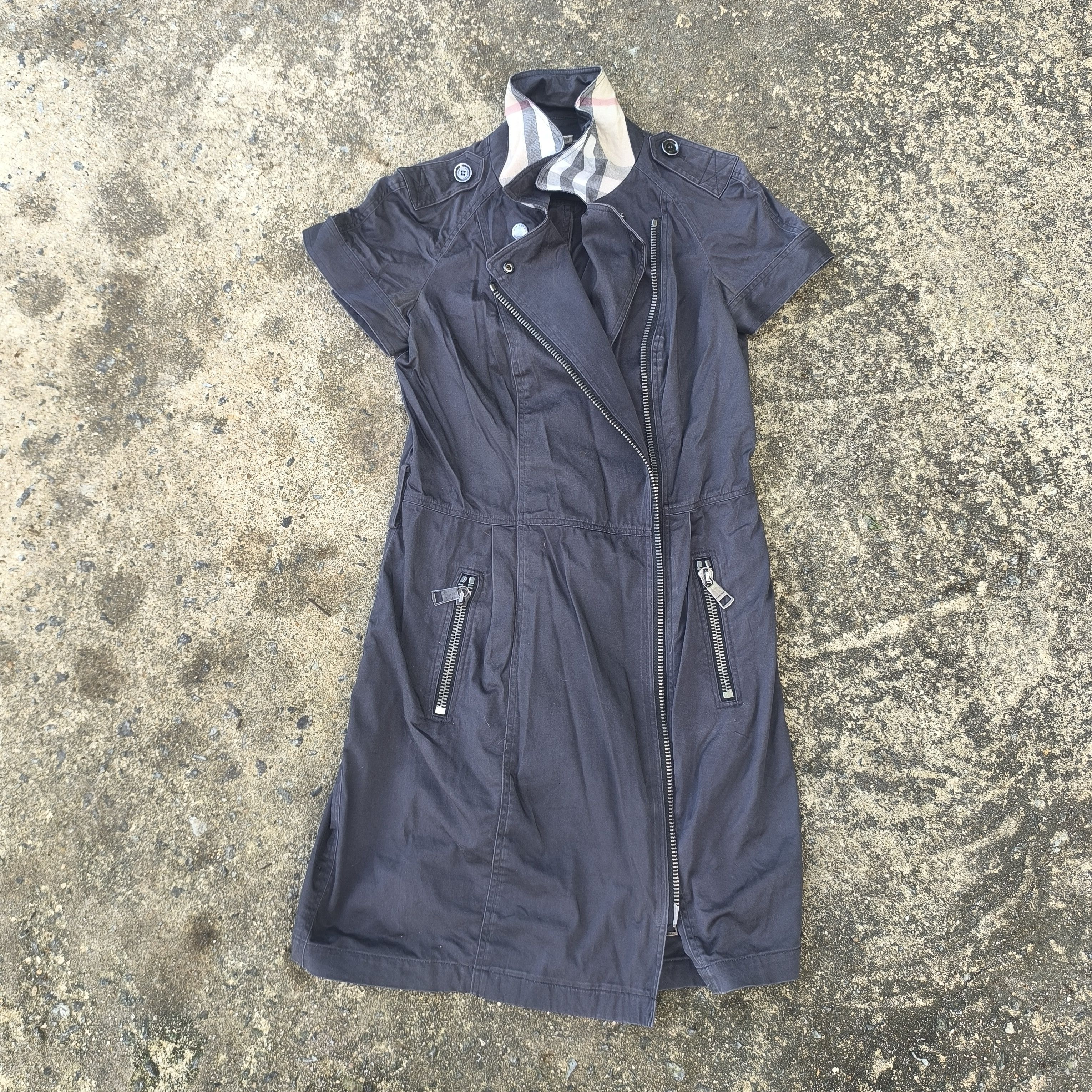 Burberry BURBERRY BRIT DOUBLE BREASTED DRESS Size S / US 4 / IT 40 - 4 Thumbnail