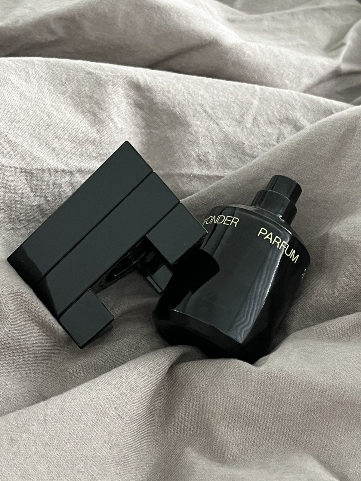 Document Luxury fragrance Documents perfume for men / unisex Size ONE SIZE - 10 Thumbnail