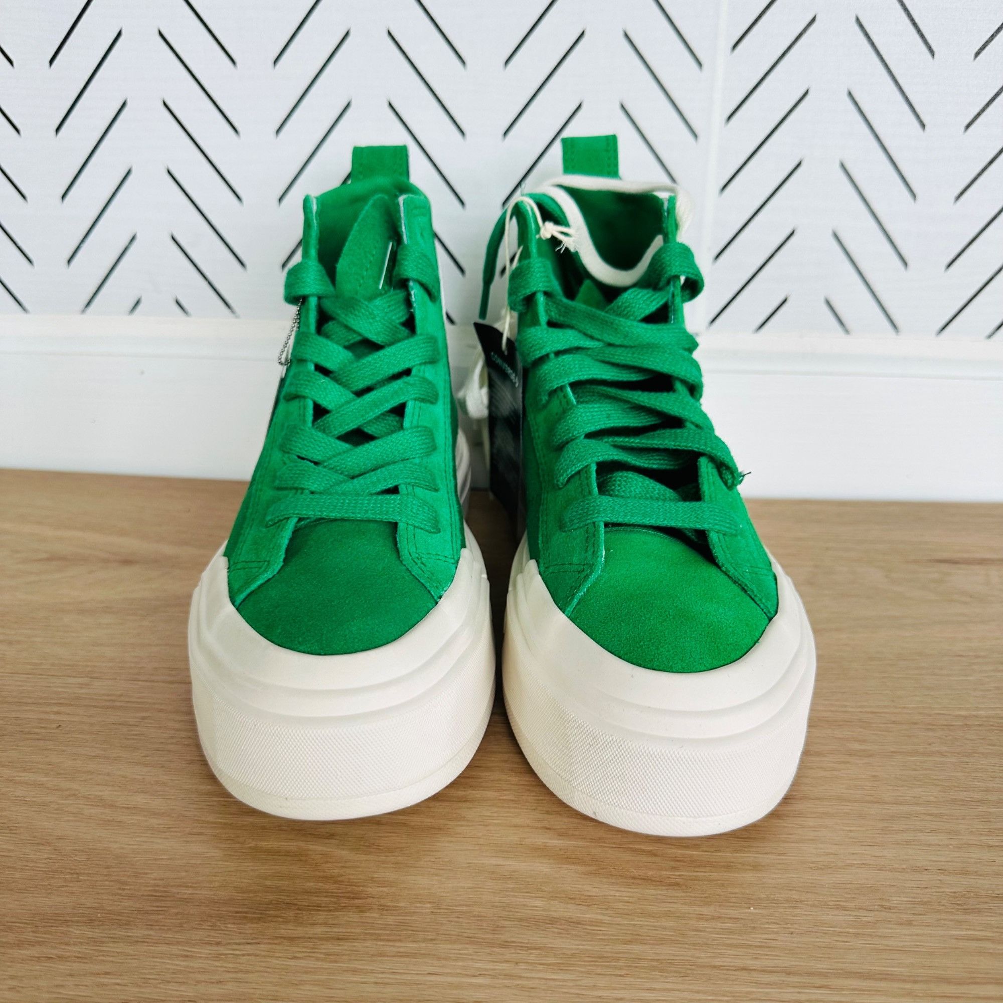 Converse ⭐Converse Ctas Cruise Hi Platform Men Shoes 6 Canvas Suede G Size US 6 / EU 39 - 3 Thumbnail