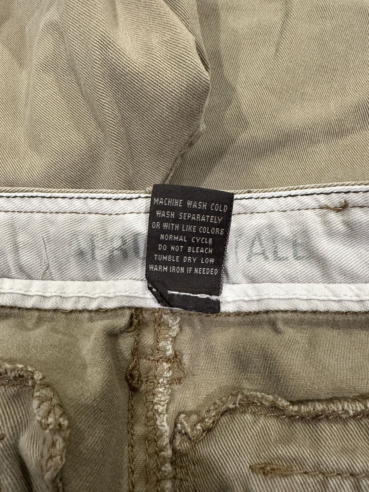 Aeropostale × Vintage Vintage Aeropostale 90s Tan Cargo Shorts Size US 32 / EU 48 - 6 Thumbnail