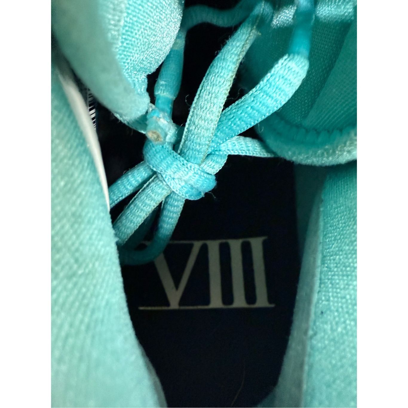 Nike Size 10 - Nike Kyrie 3 Tiffany - 852395-401 RARE Blue Size US 10 / EU 43 - 5 Thumbnail