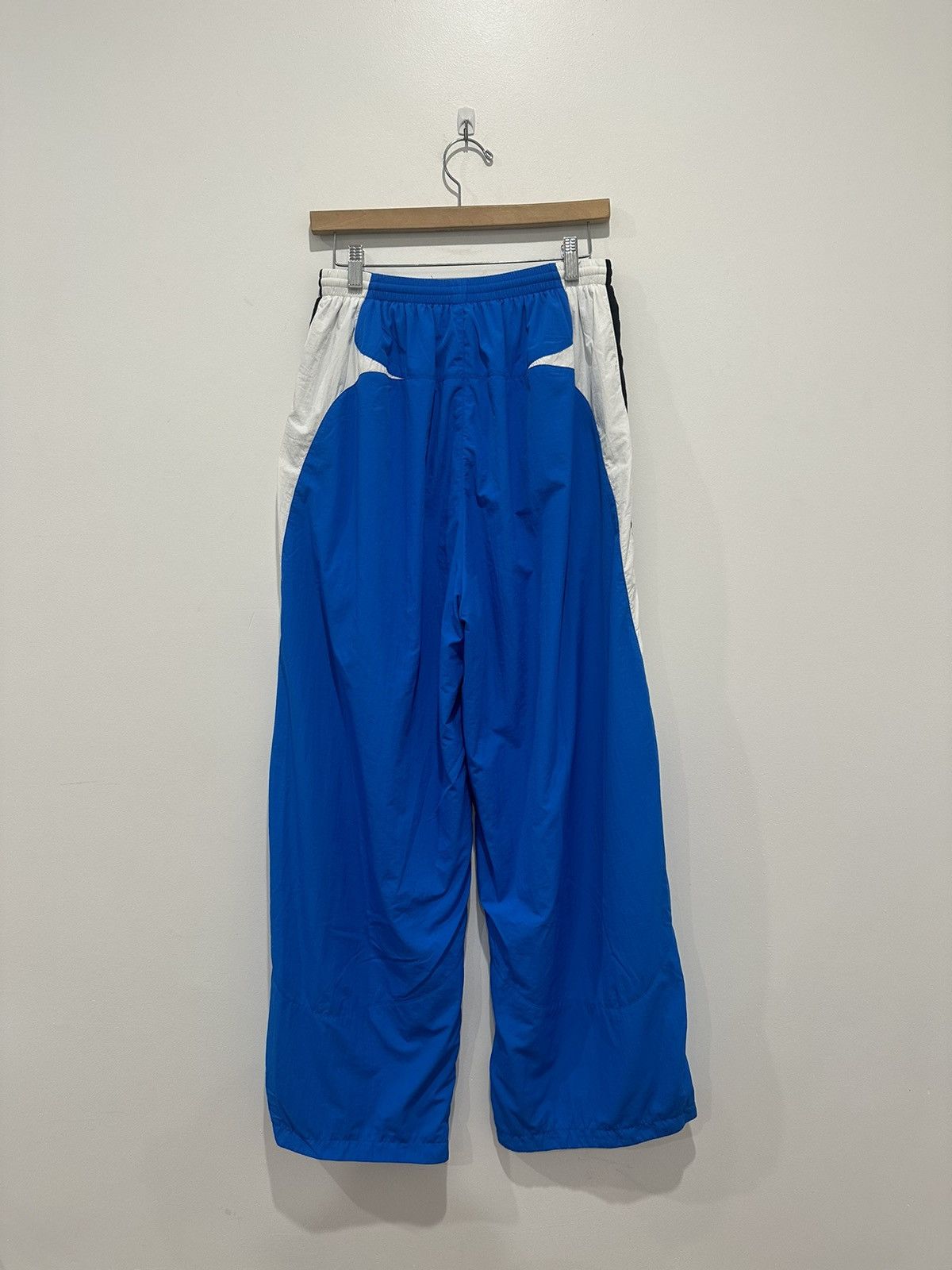 Balenciaga Balenciaga 3B Blue Windbreaker Sweatpants Size US 32 / EU 48 - 2 Thumbnail