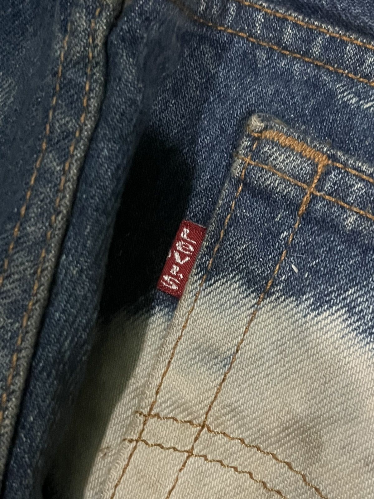 Levi's × Vintage Vintage 80s Levi’s 501 Grafitti Artistry Custom Made Jeans Size US 31 - 12 Thumbnail