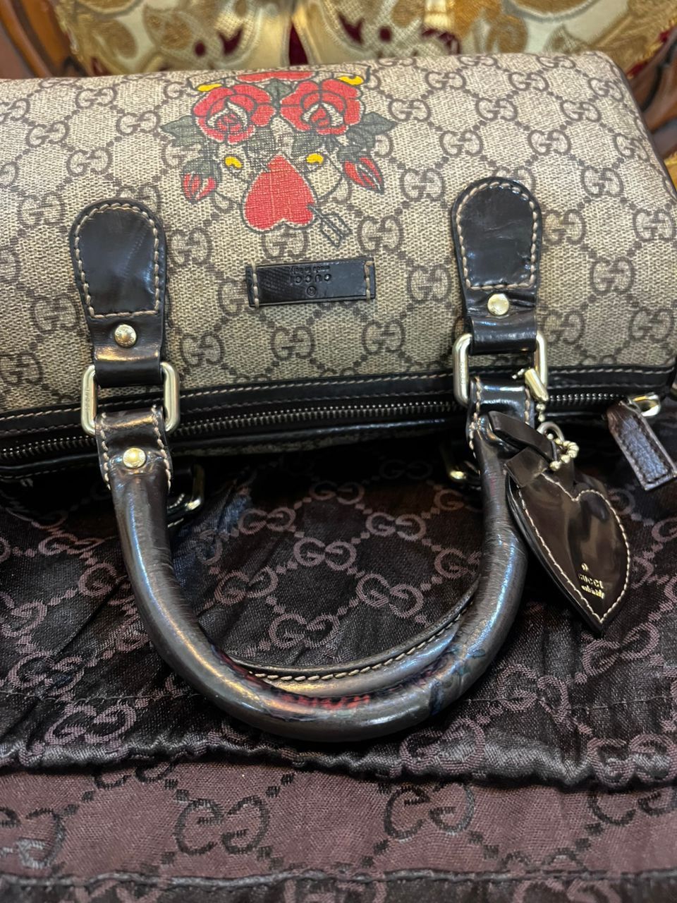 Gucci Authentic Gucci Beige Ebony Heart Tattoo GG Supreme Small Size ONE SIZE - 12 Thumbnail