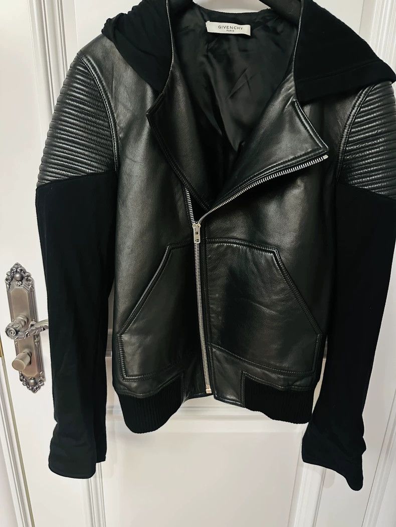 Givenchy Givenchy Black hooded leather jacket, size S, made in Ital Size US S / EU 44-46 / 1 - 1 Thumbnail