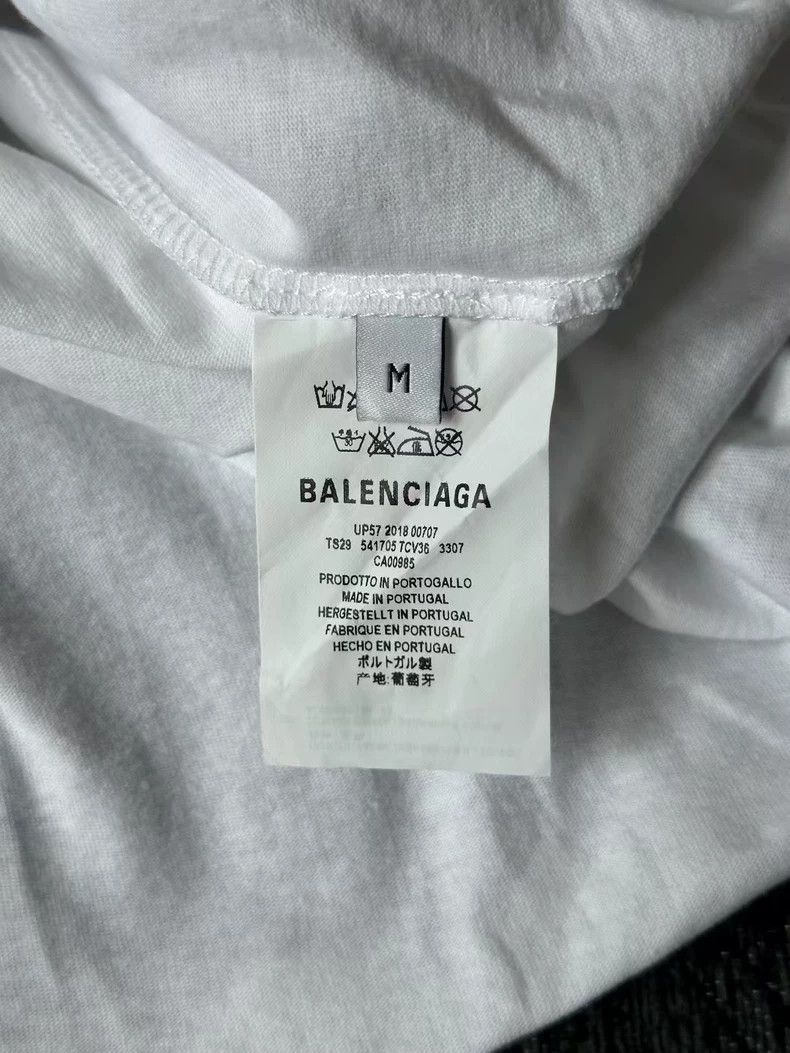 Balenciaga Balenciaga Charity Short Sleeves Size US M / EU 48-50 / 2 - 4 Thumbnail