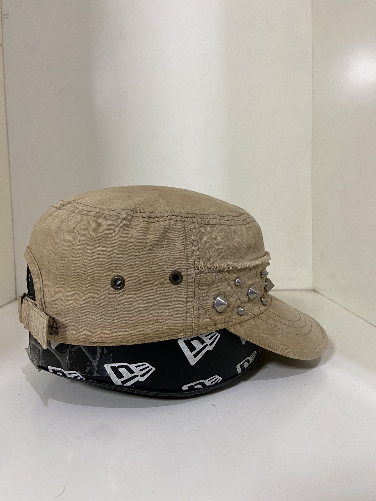 If Six Was Nine 2000s punk studded button patrol hat Size ONE SIZE - 5 Thumbnail
