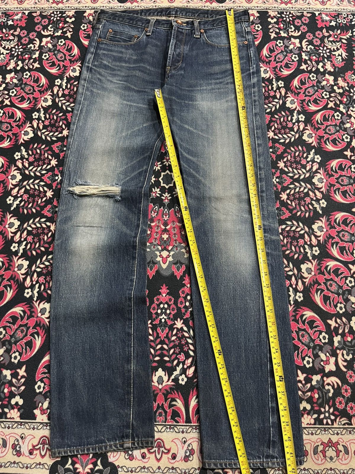 Paul Smith Red Ear Paul Smith Red Ear Distressed Selvedge Blue Washed Jeans Size US 30 / EU 46 - 13 Thumbnail