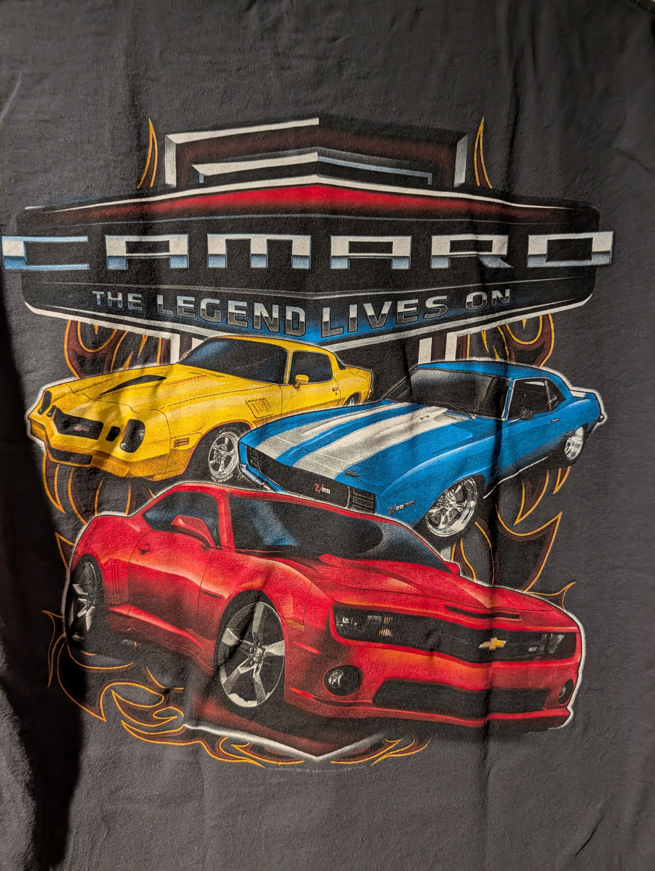 Chevrolet Camaro The Legend Lives On Muscle Car Graphic T-Shirt Chevy Size US L / EU 52-54 / 3 - 2 Thumbnail