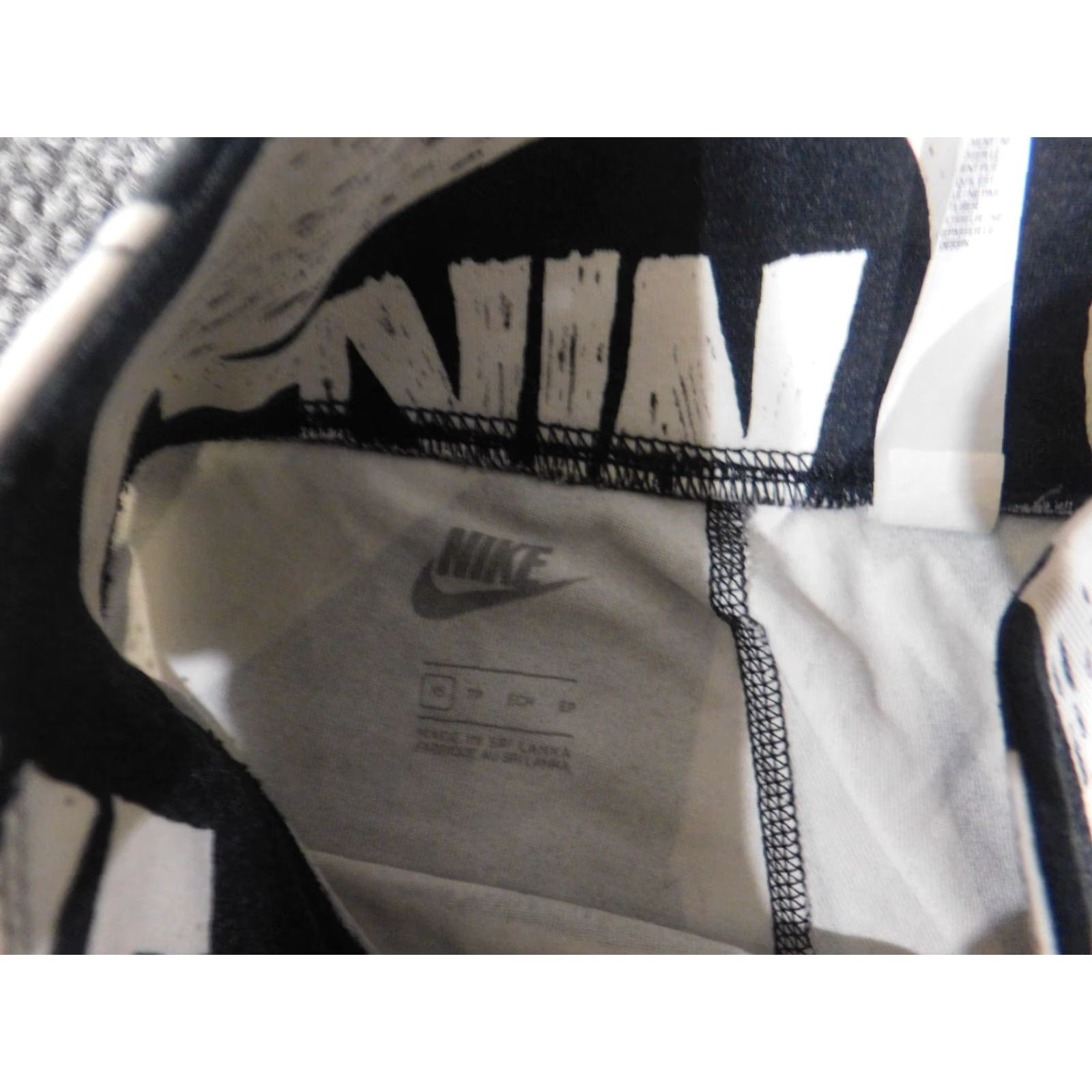 Nike VINTAGE Nike leggings women XS black logo Dri-Fit swoosh print stretch athletic walk compression straight inseam 26 in Regular size ongoing Size 40" / US 18 - 5 Thumbnail