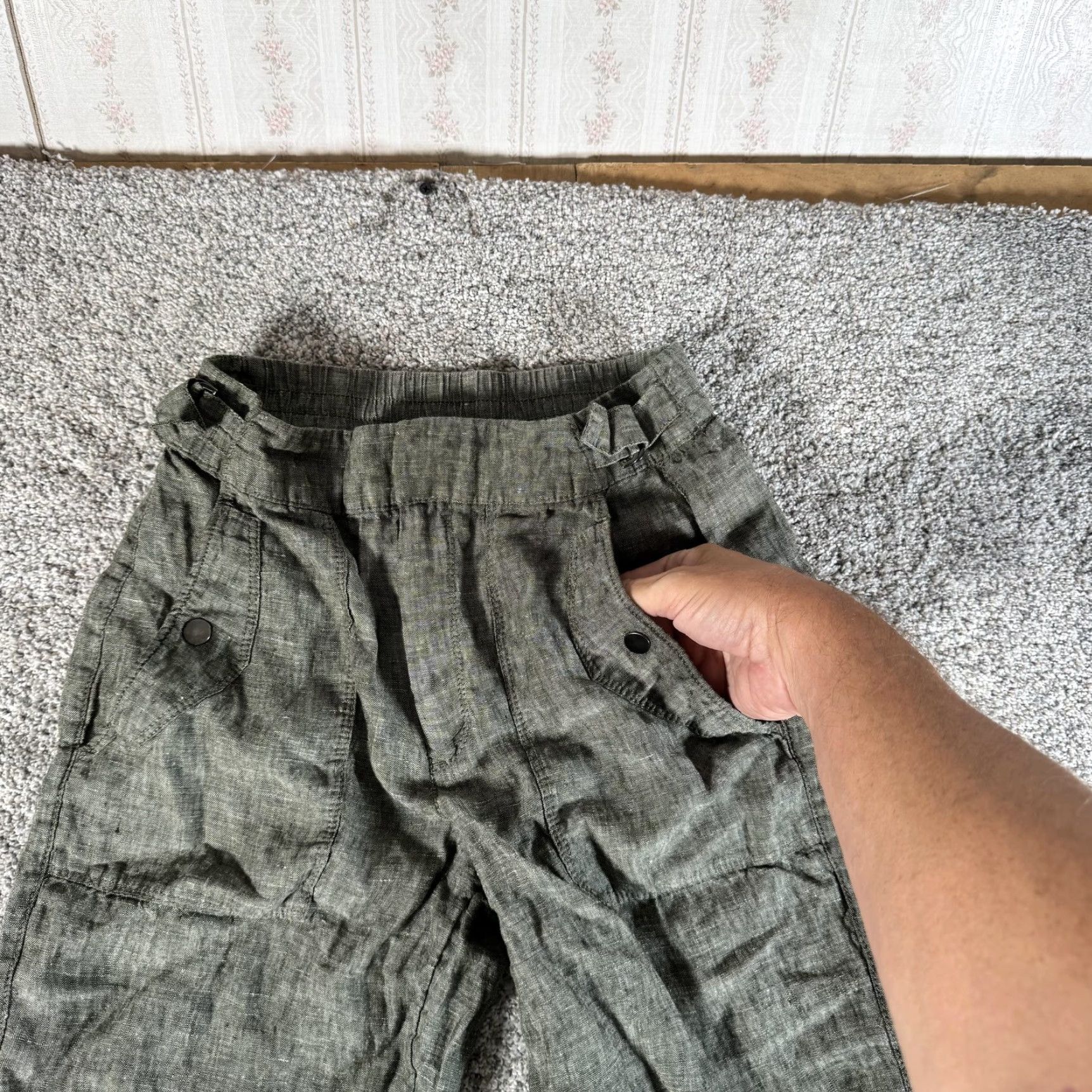 Athleta Athleta Pants Womens 2 Green Utility Ankle Zip Fly Elastic Waist Tapered Cropped Pockets Buckle Zipper 288036 Size 26" / US 2 / IT 38 - 7 Thumbnail