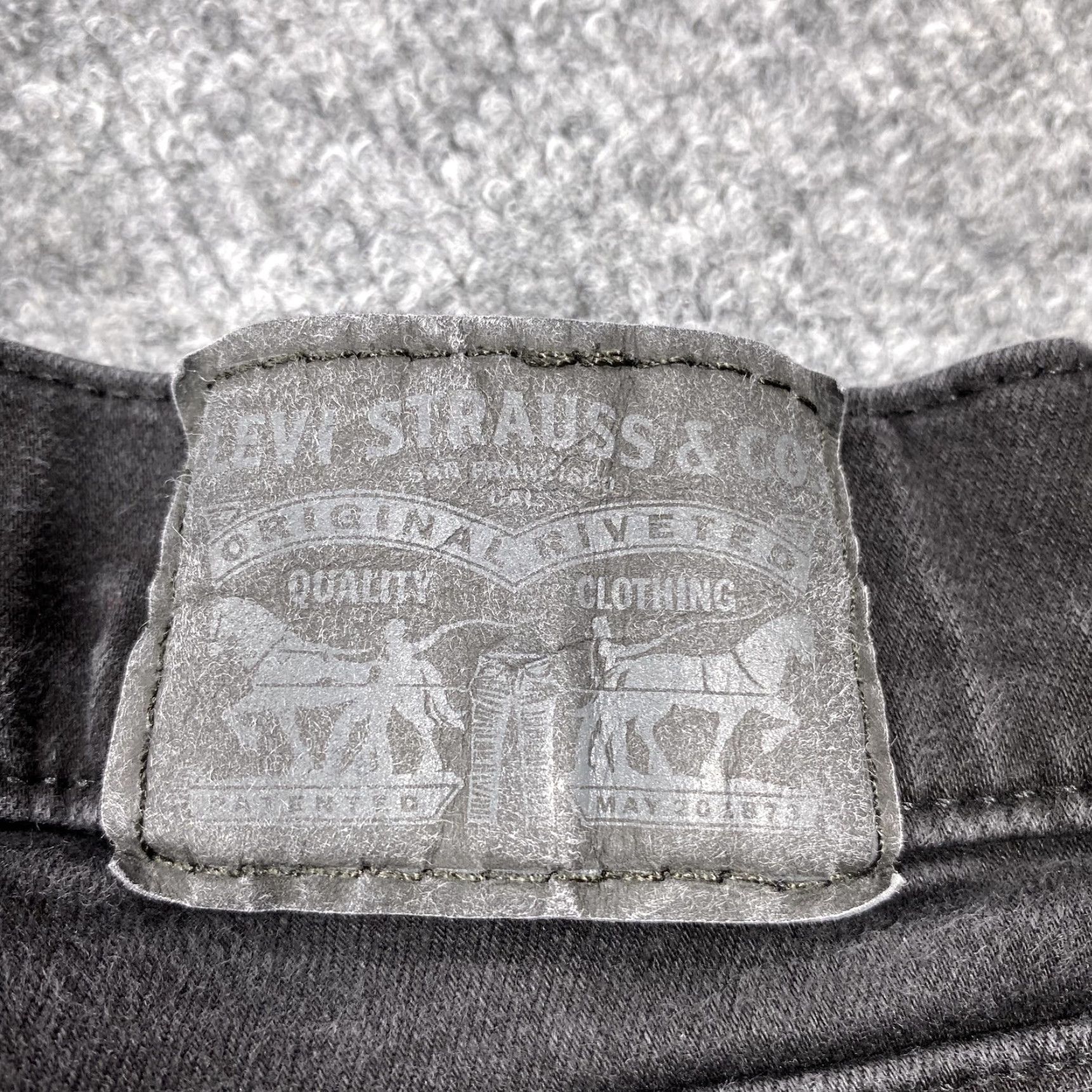 Levi's Levis Women Jeans Classic Straight 4 Charcoal Black 5-Pocket Stretch Denim Size 27" / US 4 / IT 40 - 3 Thumbnail