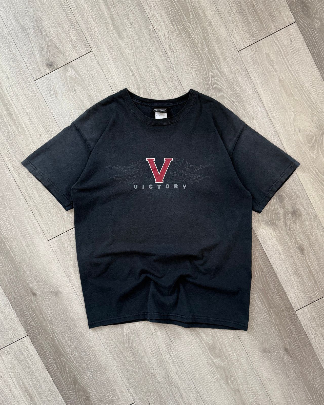 Vintage Vintage Victory Motorcycles Faded T-Shirt - Size Large Size US L / EU 52-54 / 3 - 1 Thumbnail