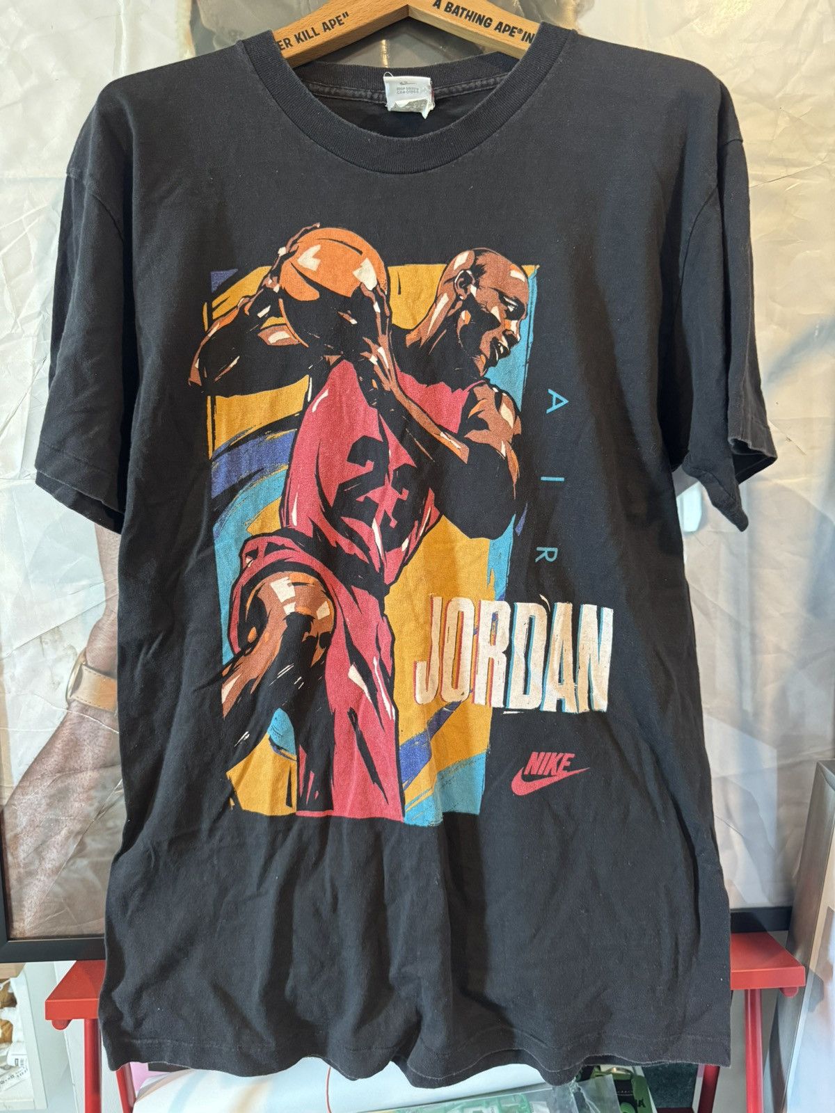 Nike Vintage 90s Nike Air Jordan T-shirt Size US XL / EU 56 / 4 - 1 Thumbnail