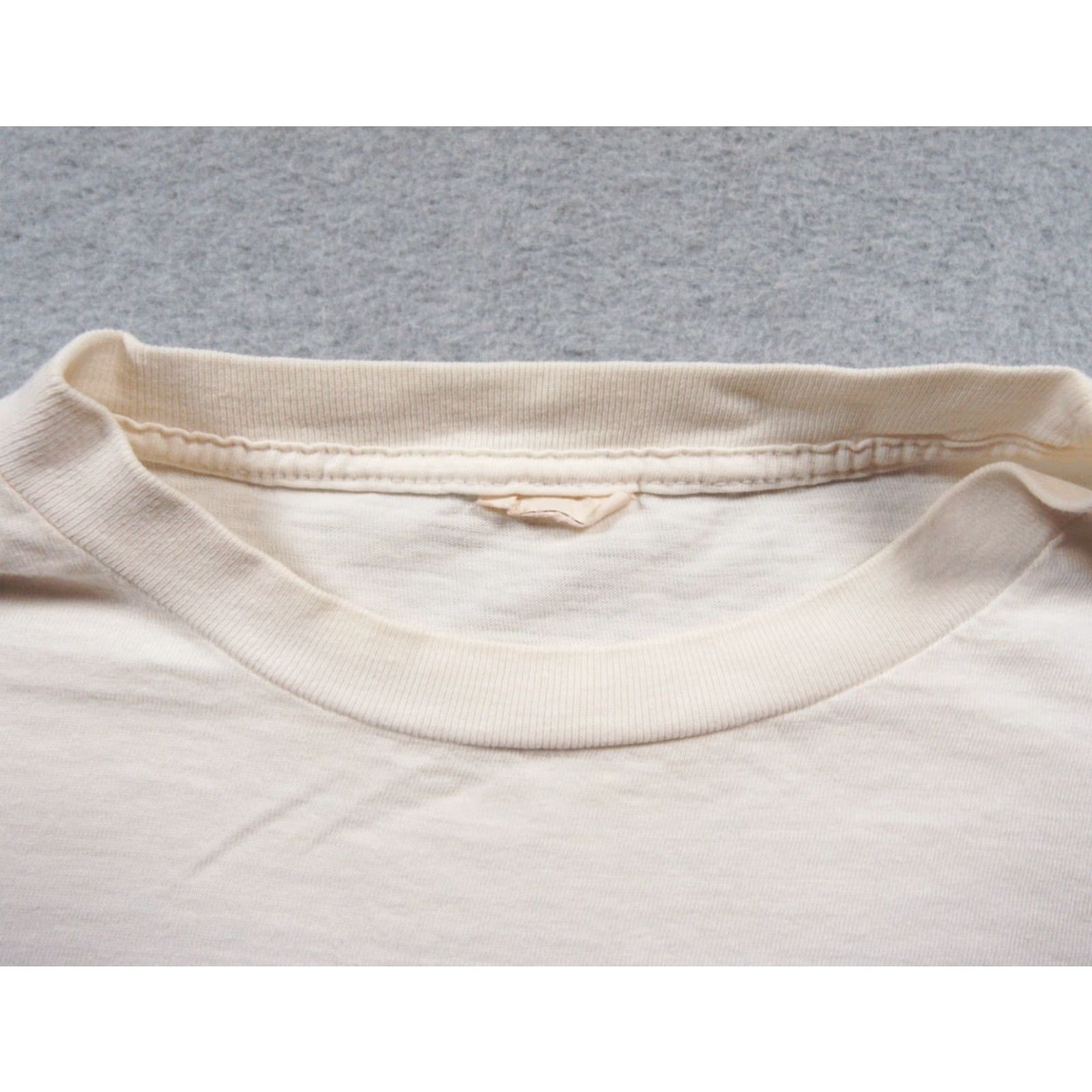 Vintage VINTAGE Humane Society Shirt Mens M White Cropped Animals Y2K Tee Dogs Pets Size US M / EU 48-50 / 2 - 6 Thumbnail