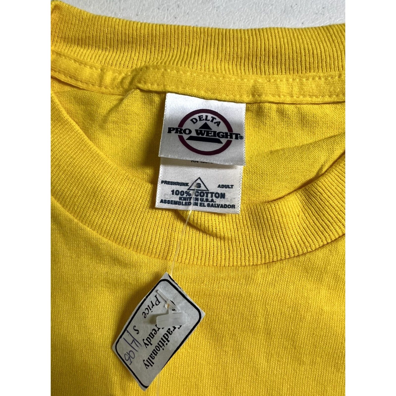 Delta VINTAGE Delta T-Shirt Port Jefferson New York Yellow Short Sleeve Embroidered Small S Mens Crew Neck Cotton Size US S / EU 44-46 / 1 - 3 Thumbnail