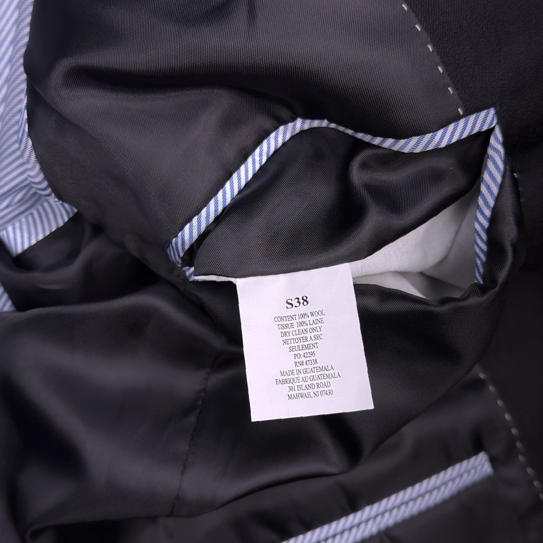 Tommy Hilfiger Tommy Hilfiger Suit Jacket 38 Short Black Wool Blazer One-Button Notch Lapel Single-Breasted Men Regular Chest 40 Front 2-Button Dry Clean Only Size US 38 / EU 54 - 7 Thumbnail