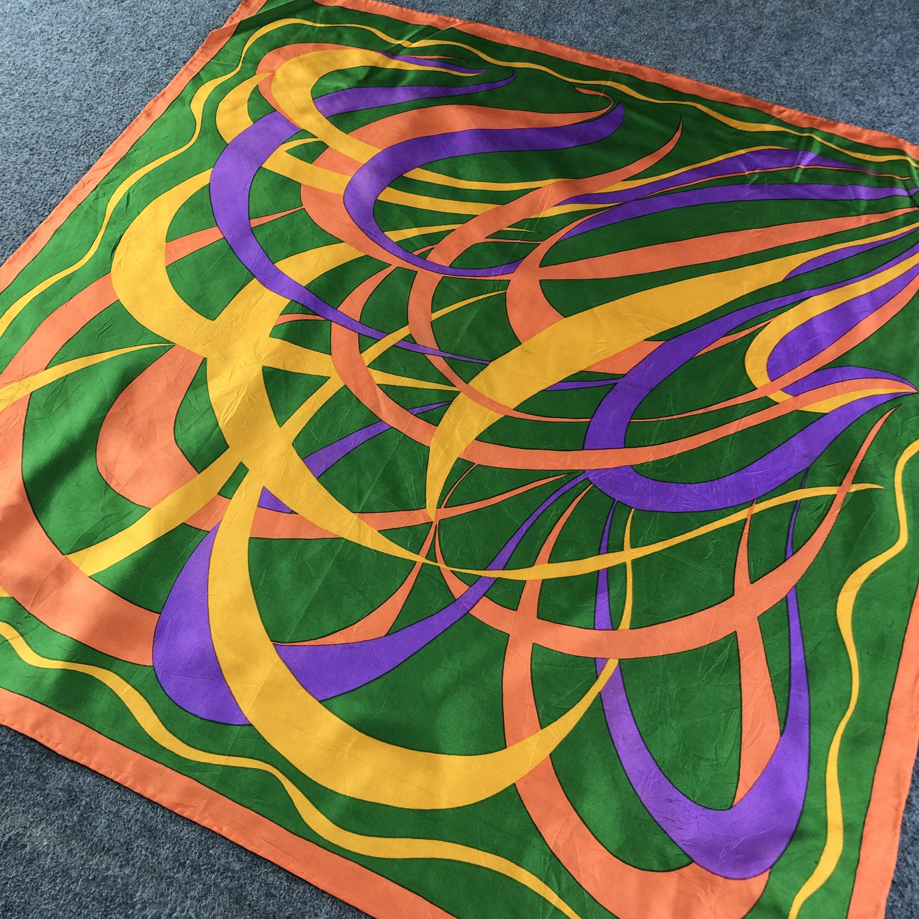 Japanese Brand Luxury Abstract Hand Rolled Silk Scarf M450 Size ONE SIZE - 2 Thumbnail
