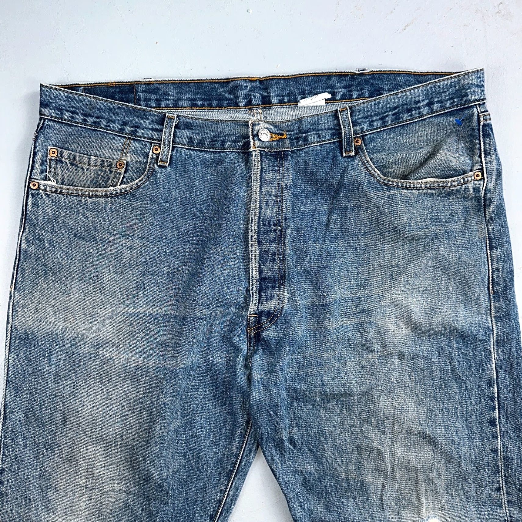 Levi's Levi's 501 Vintage 90s XX Straight Jeans 42x30 Light Wash Blue Mid Rise Men Regular 42 Inseam 30 Levi's 501 Series 90s Vintage Straight Jeans Mens Size US 42 / EU 58 - 2 Thumbnail