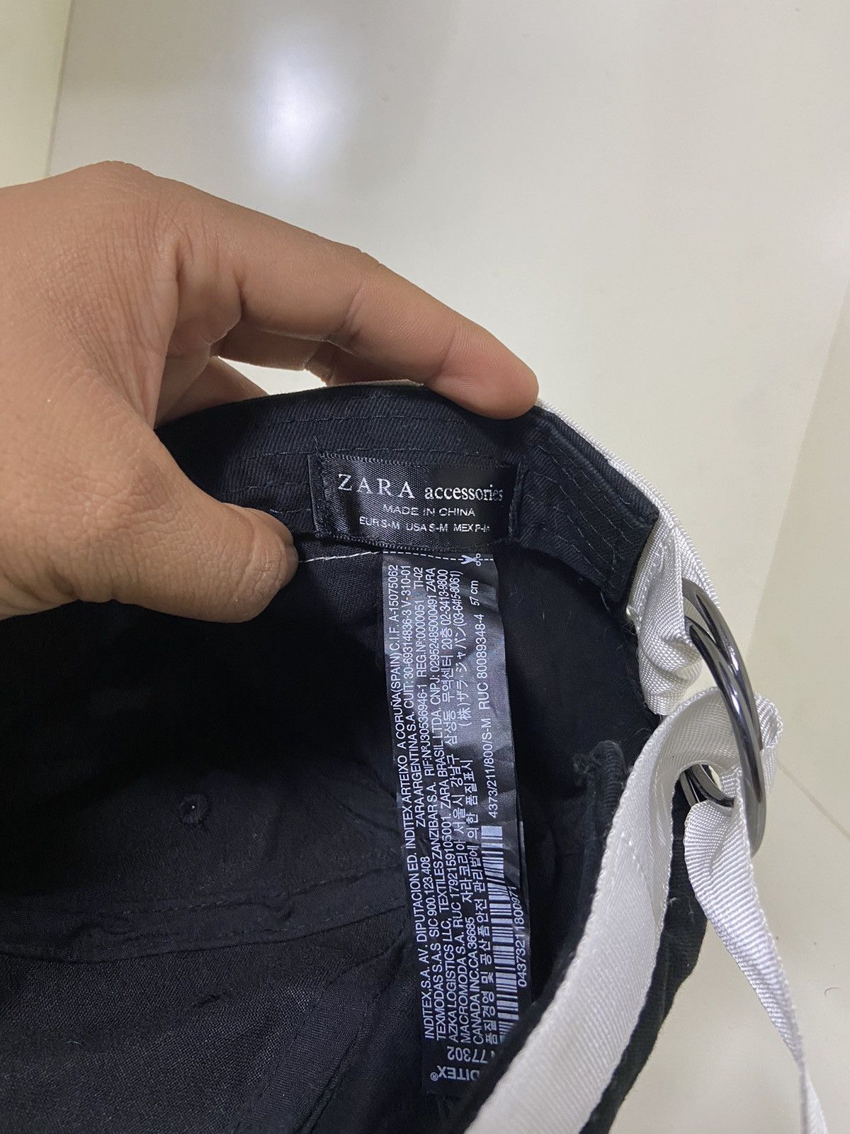 Designer × Zara Zara Japanese style repper hat with strap at the back Size ONE SIZE - 7 Thumbnail