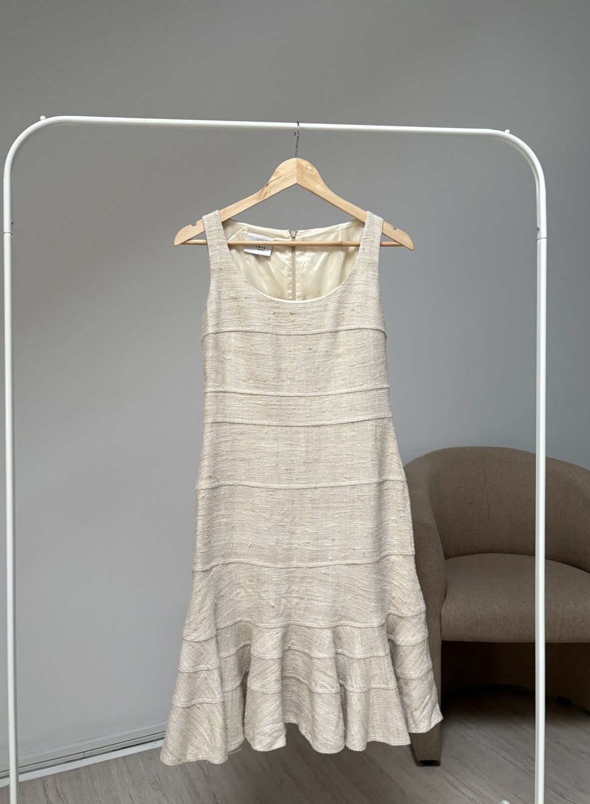 Akris Akris Punto 100% Silk Raw Silk Dress Beige Sleeveless US 4 Size S / US 4 / IT 40 - 10 Thumbnail