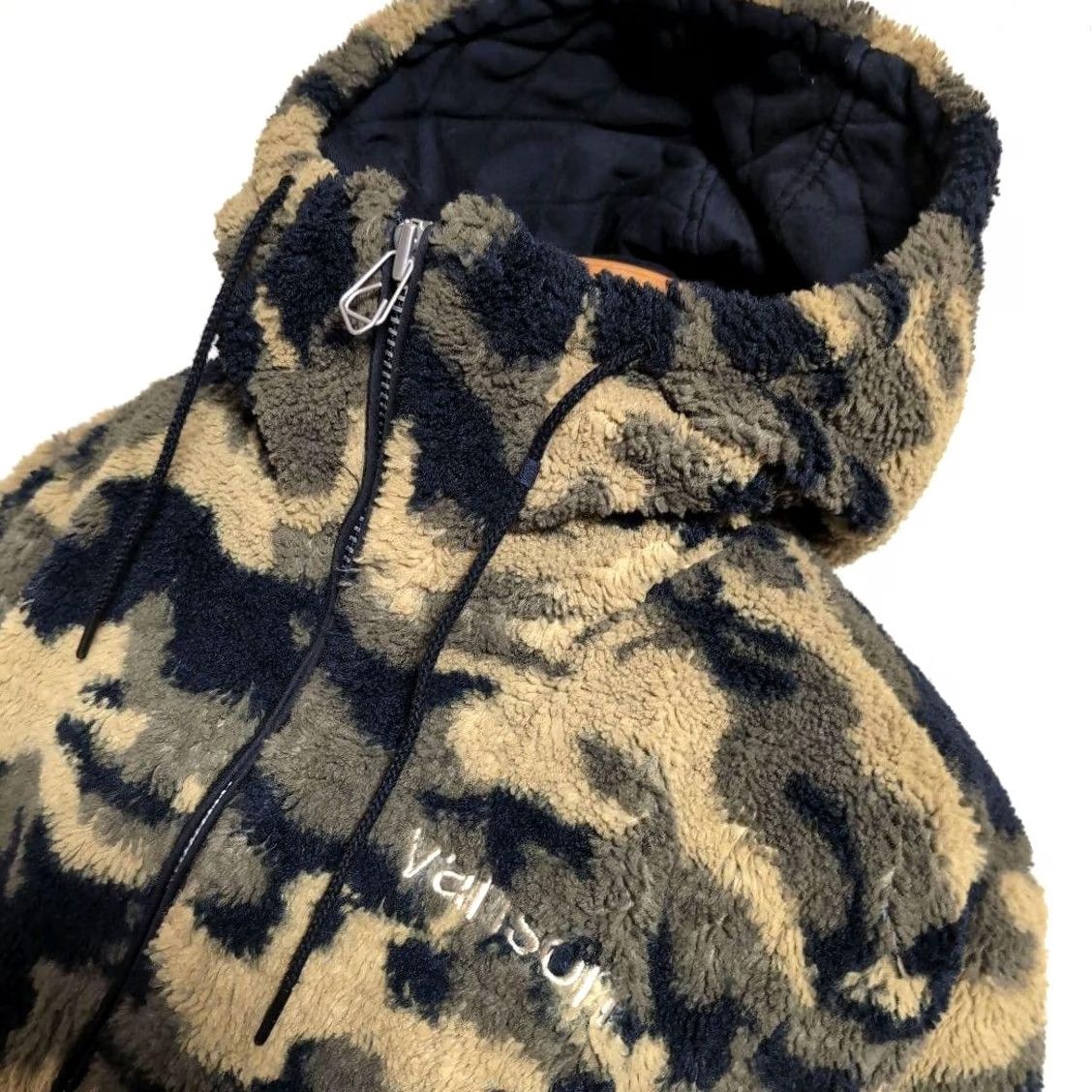 Vintage VANSON camouflage boa reversible boa jacket khaki x black XL Size US XL / EU 56 / 4 - 3 Thumbnail