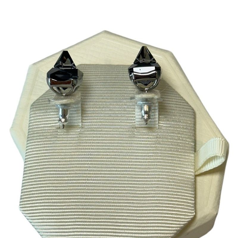 Swarovski Swarovski Ortyx stud earrings Pyramid cut, Gray Size ONE SIZE - 3 Thumbnail