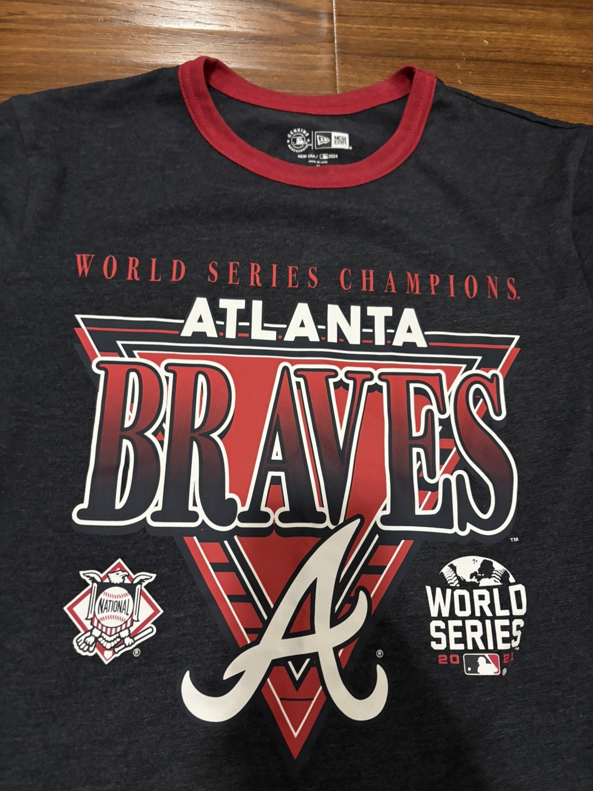 MLB × New Era ATLANTA BRAVES WORLD SERIES SHIRT Size US M / EU 48-50 / 2 - 2 Thumbnail