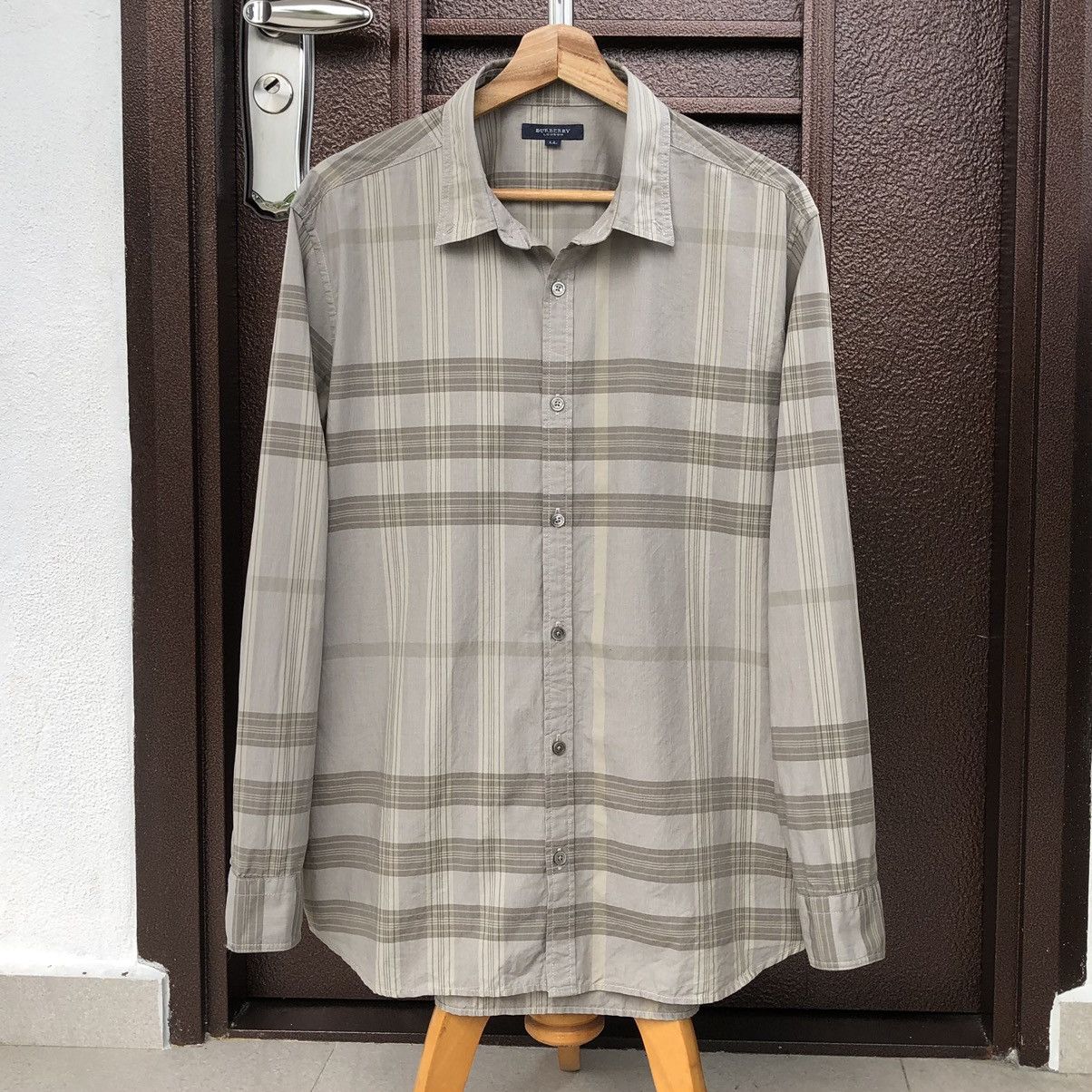 Burberry Burberry London Men’s Checked Long Sleeve Size US L / EU 52-54 / 3 - 9 Thumbnail