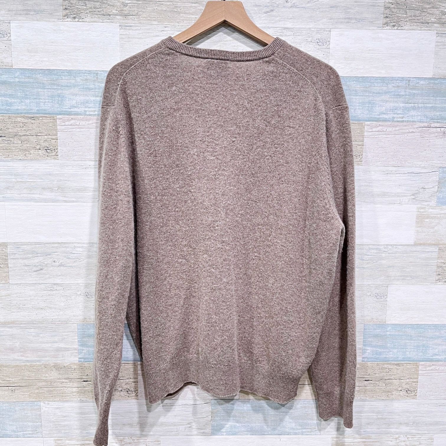 Jos. A. Bank Jos A Bank Cashmere V Neck Sweater Brown Travelers Mens M Size US M / EU 48-50 / 2 - 3 Thumbnail