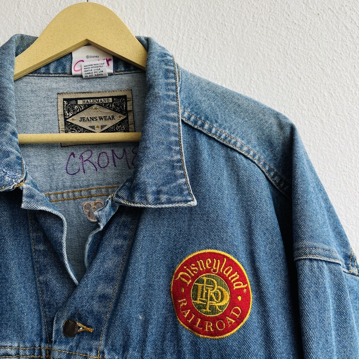 Other Vintage Disneyland Railroad Embroidered Denim Jacket XXL Size US XXL / EU 58 / 5 - 6 Thumbnail