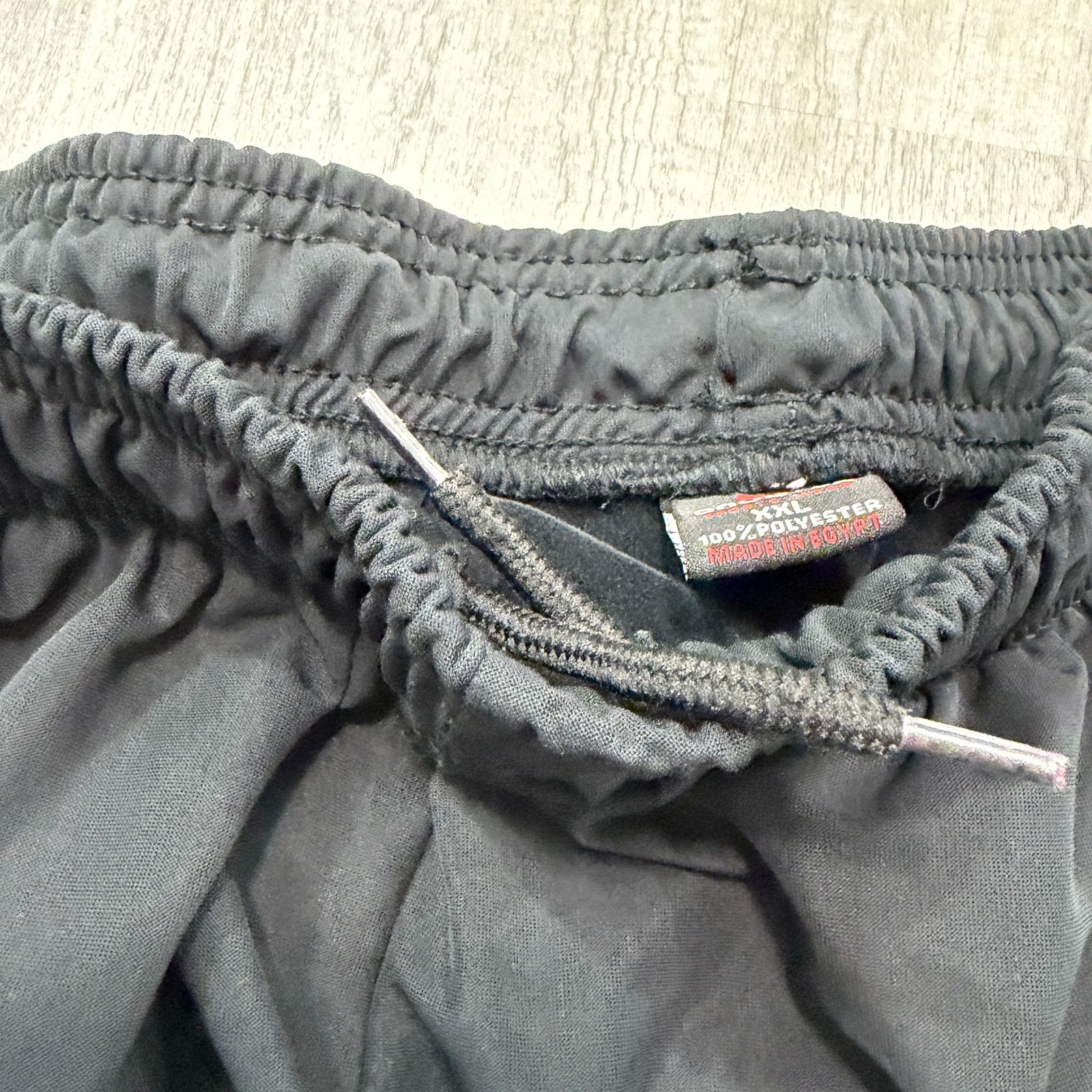 Vintage Vintage Shooter Track Pants Men's 2XL Black Red Sweatpants Size US 32 / EU 48 - 5 Thumbnail