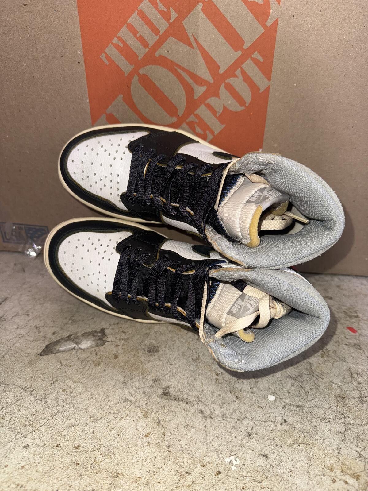 Nike Jordan 1 Retro High Union Los Angeles Black Toe Size US 5.5 / EU 38 - 7 Thumbnail