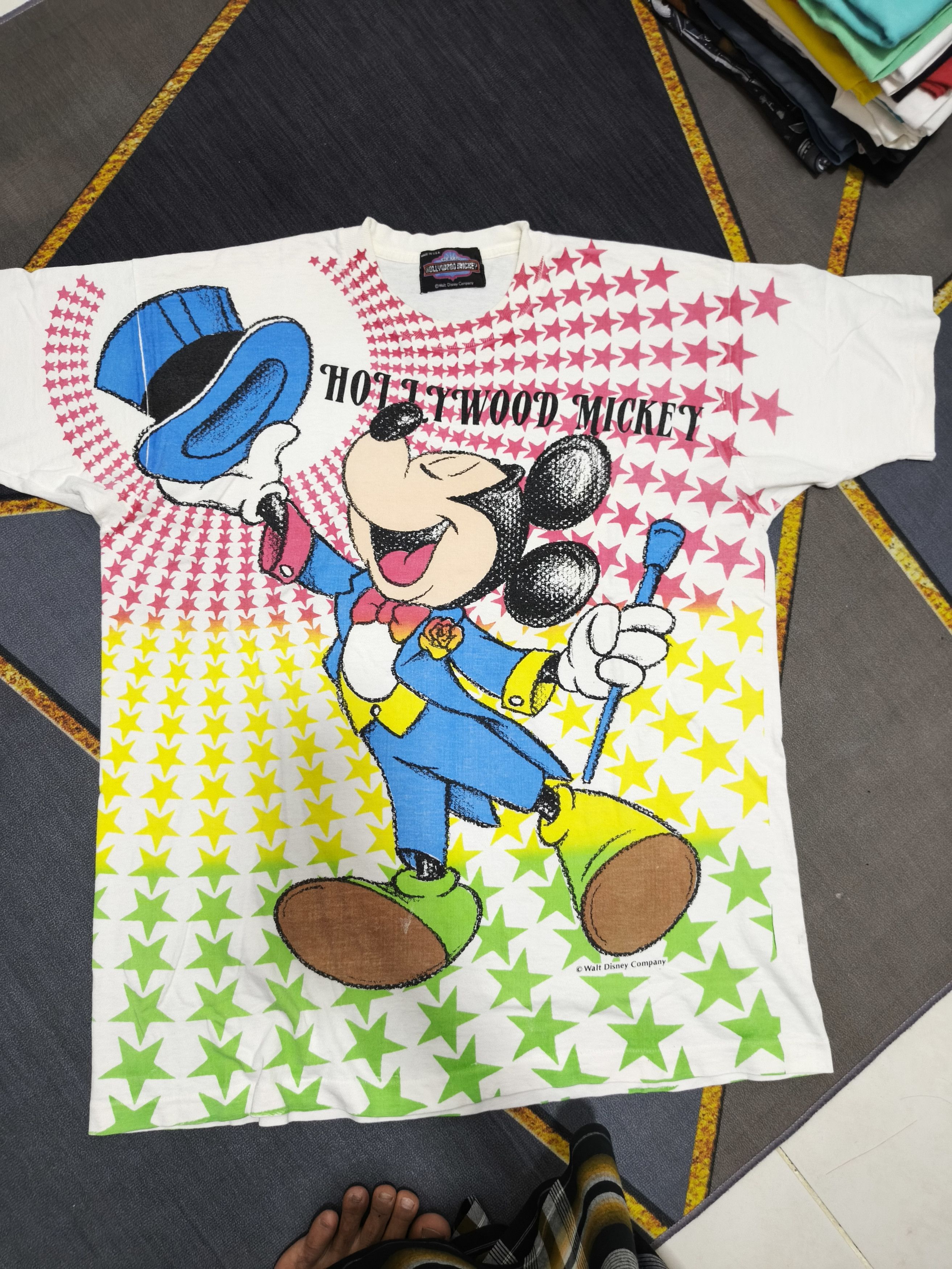 Disney Vintage 90s Disney “Hollywood Mickey” All Over Print T-Shirt Size US XL / EU 56 / 4 - 1 Thumbnail