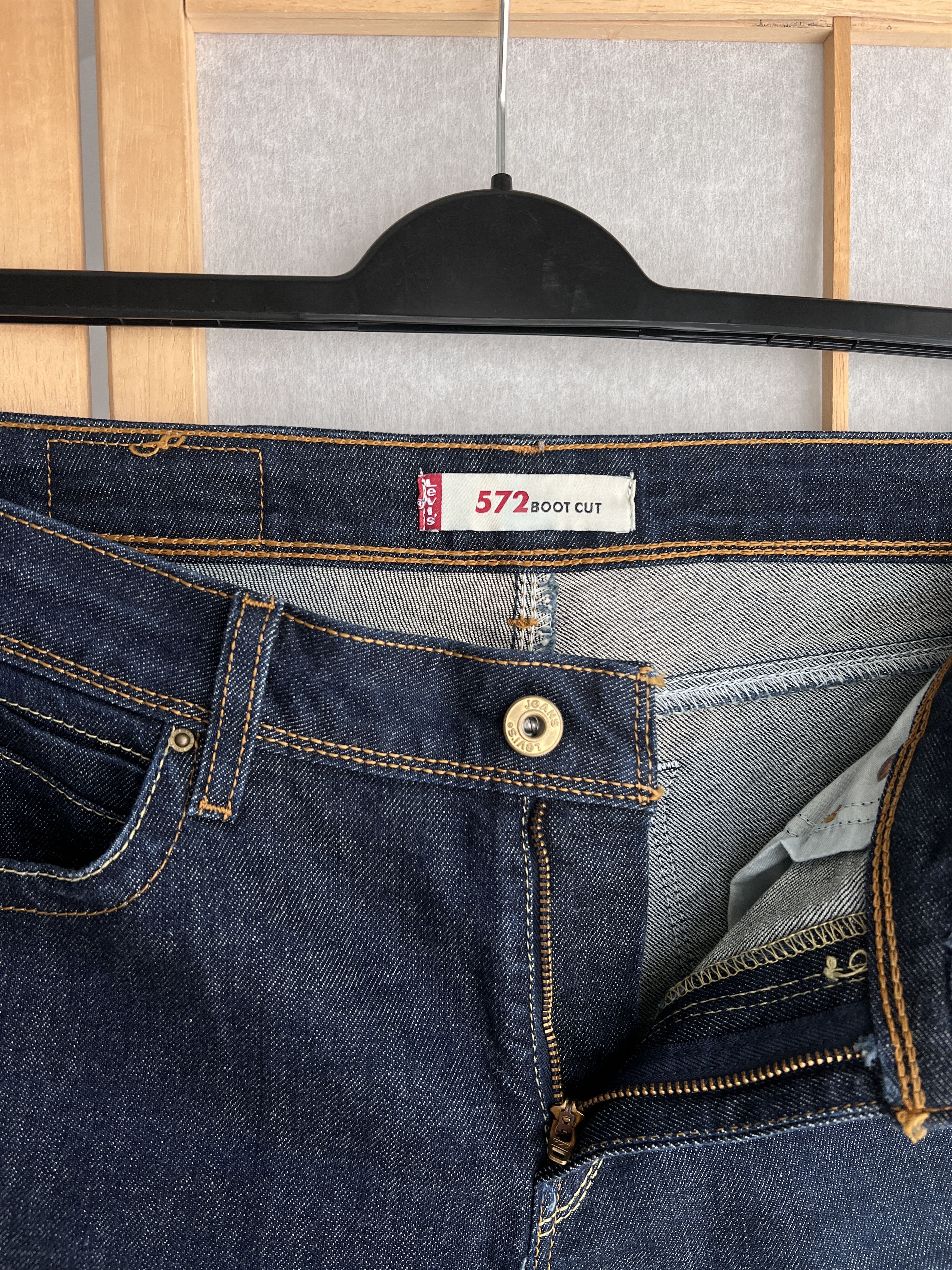 Levi's Vintage Clothing Levis 572 Low rise boot cut flared denim jeans y2k pants 00s Size US 31 - 11 Thumbnail
