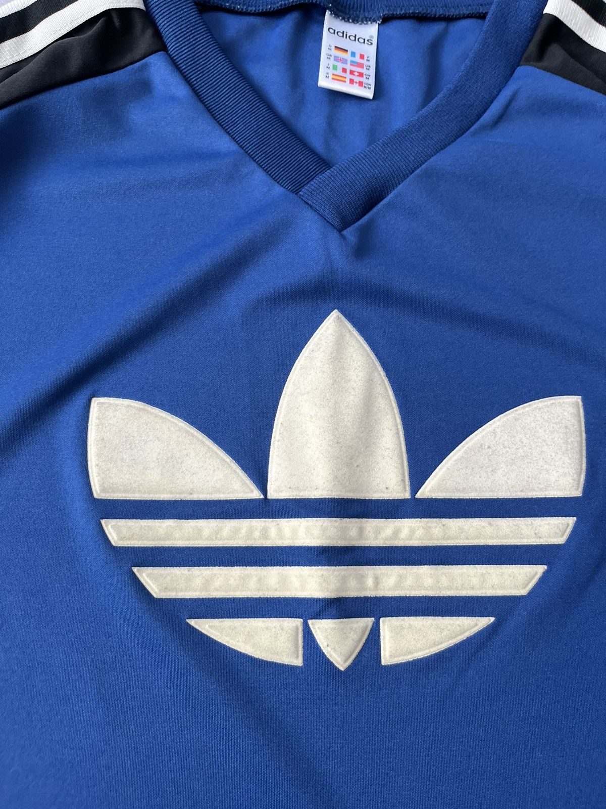 Adidas Vintage Adidas jersey Tshirt Big Logo Trefoil oversized Size US M / EU 48-50 / 2 - 3 Thumbnail