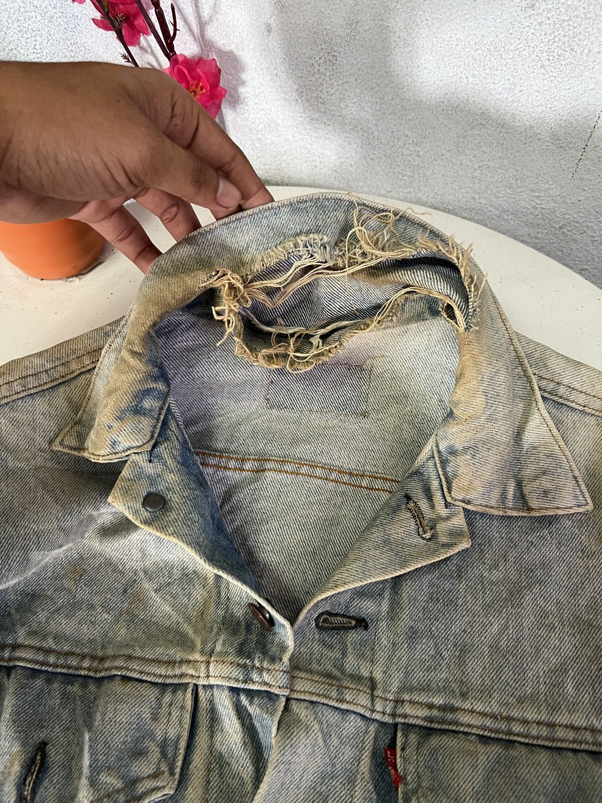 Levi's Vintage Levis Distress Denim Jacket Size US S / EU 44-46 / 1 - 12 Thumbnail