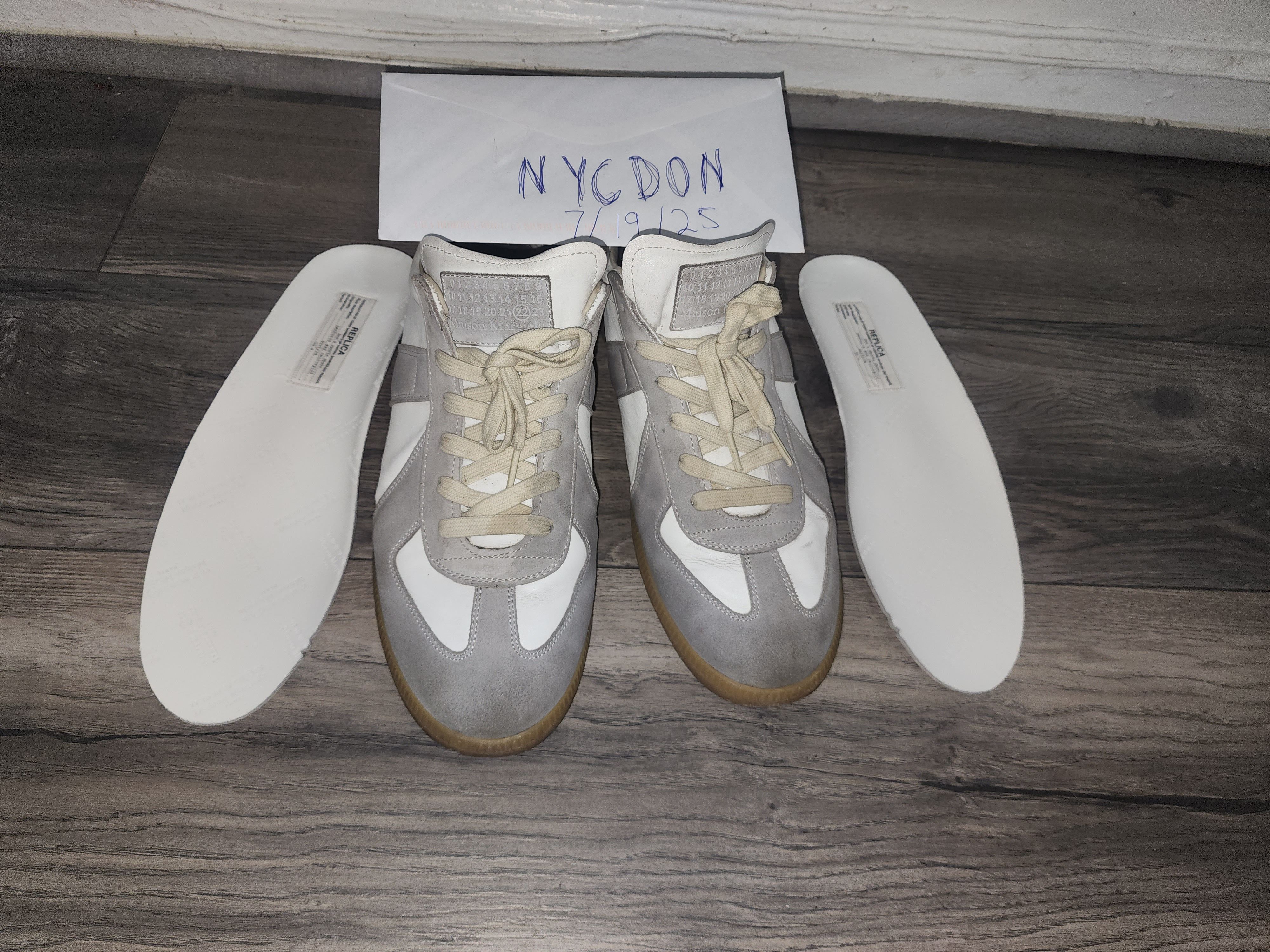maison margiela/size M-L相当 Maison Margiela Replica Sneakers Grey & White Women's 37 New