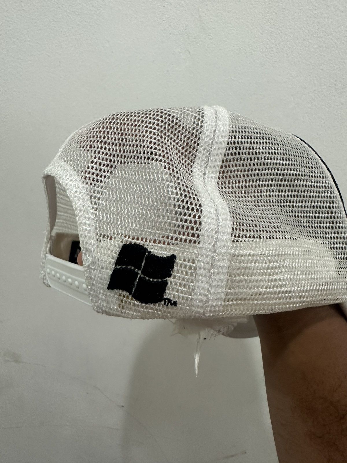 Apple VTG MICROSOFT 2007 Big Spell Out Trucker Hat Size ONE SIZE - 4 Thumbnail