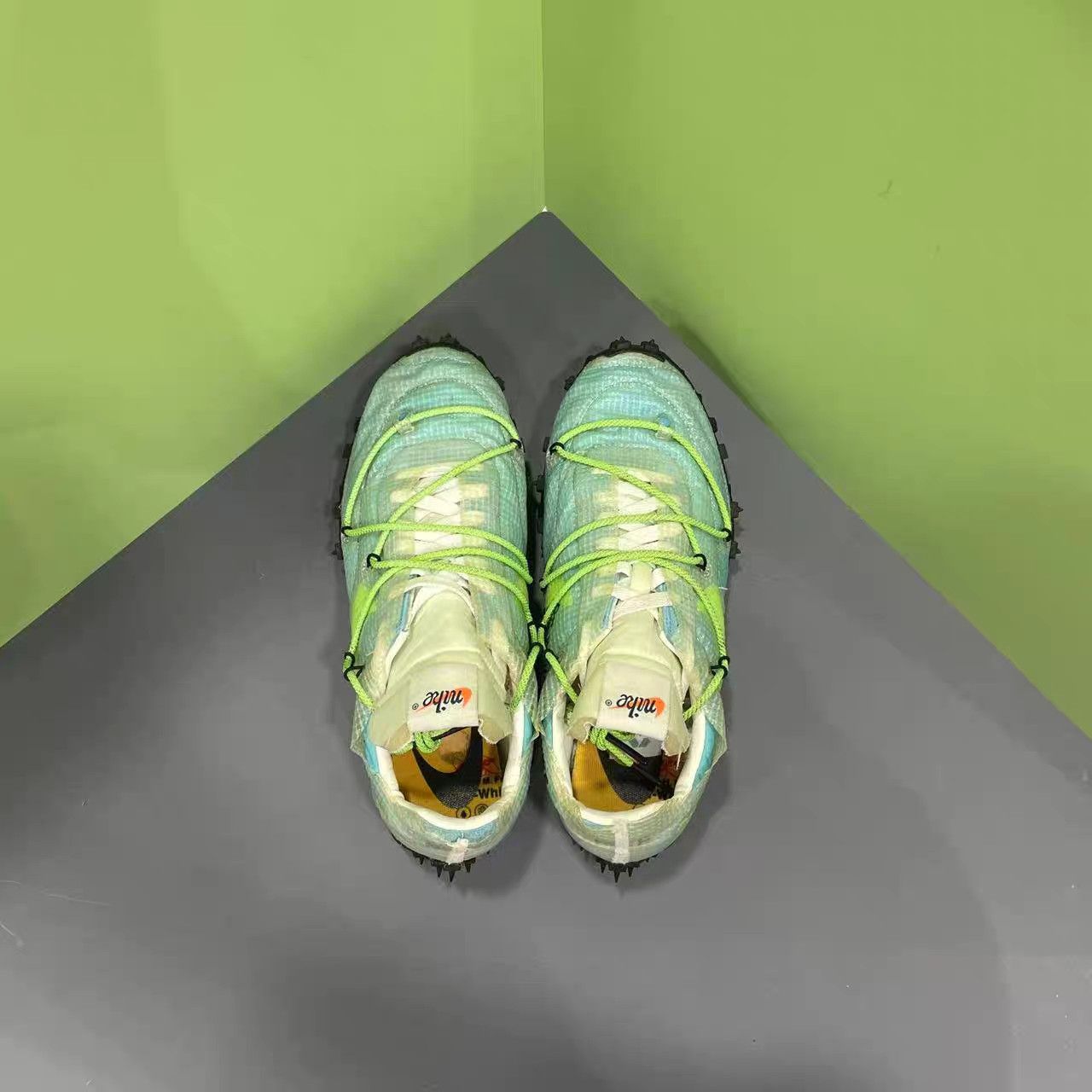 Nike Off-White × Nike Blue & Green Spiked Sneakers K15 Size US 9.5 / EU 42-43 - 7 Thumbnail
