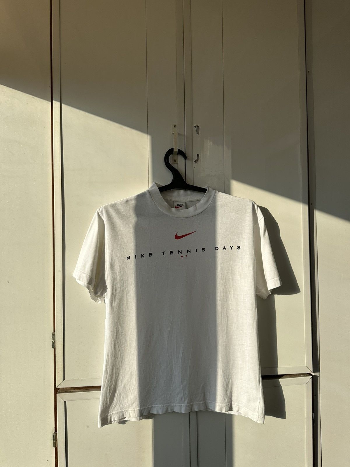 Nike Vintage Nike T-shirt Tennis Days Logo Size US S / EU 44-46 / 1 - 1 Thumbnail