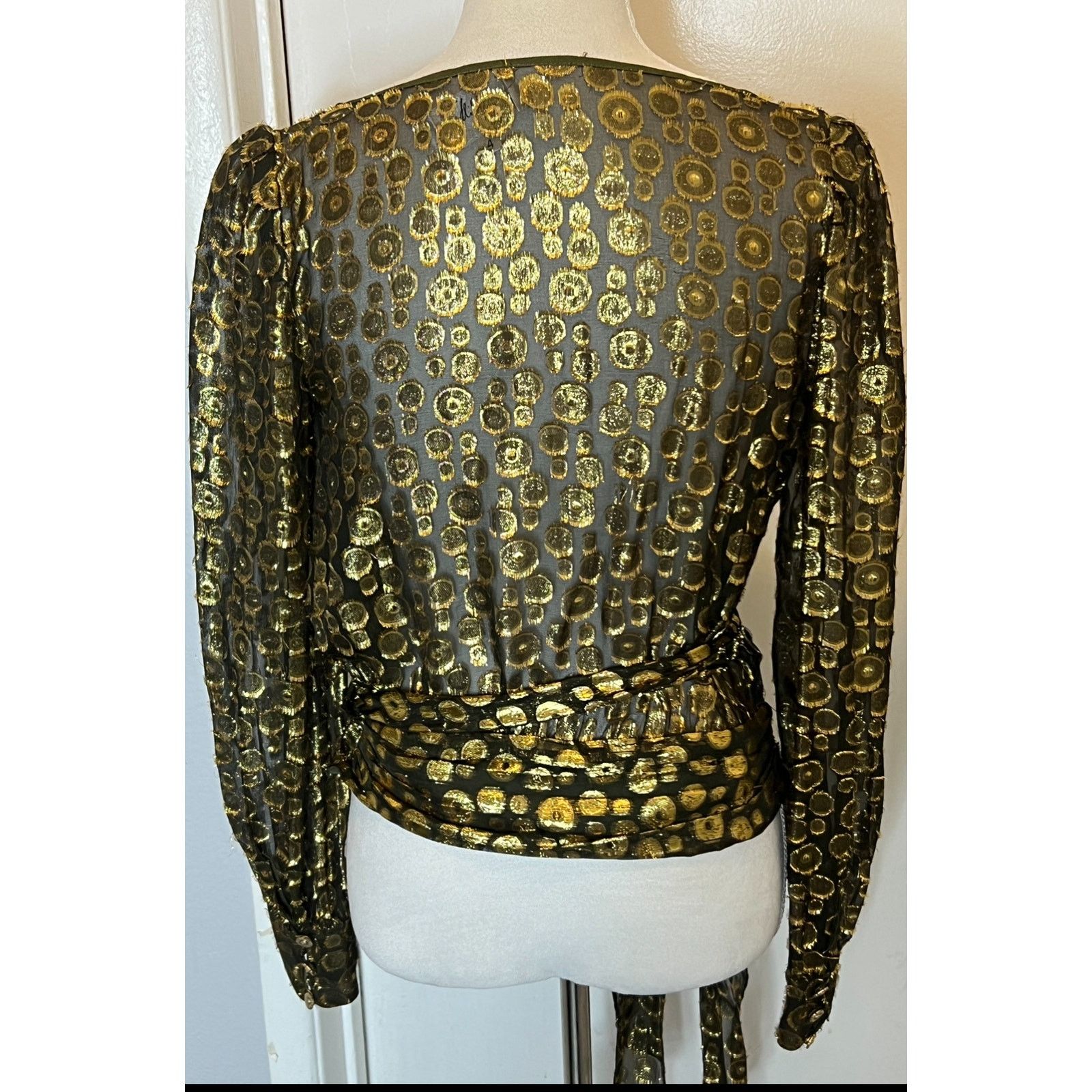 MILLY Milly New York Metallic Gold and black blouse Sz 4 Y2K S Size S / US 4 / IT 40 - 6 Thumbnail