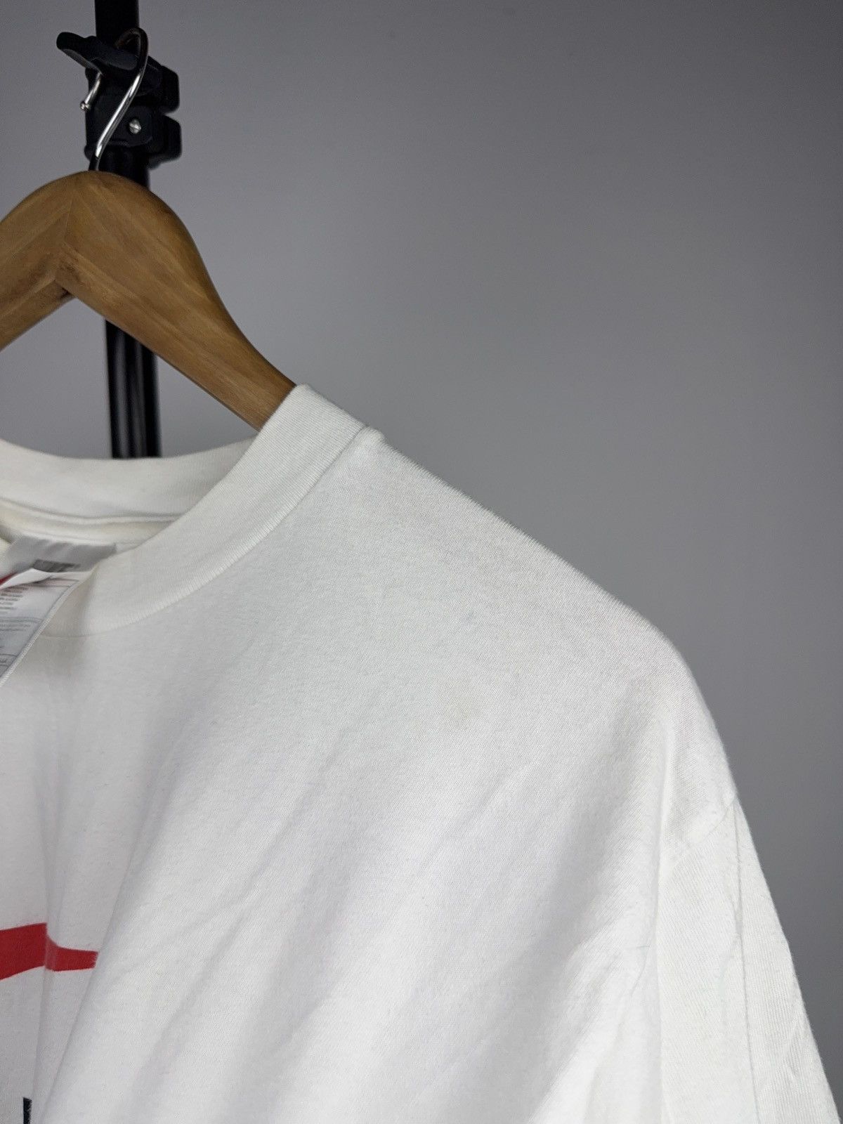Nike Vintage 90s Retro Nike Air Logo T-Shirt White Red Swoosh Size US S / EU 44-46 / 1 - 10 Thumbnail