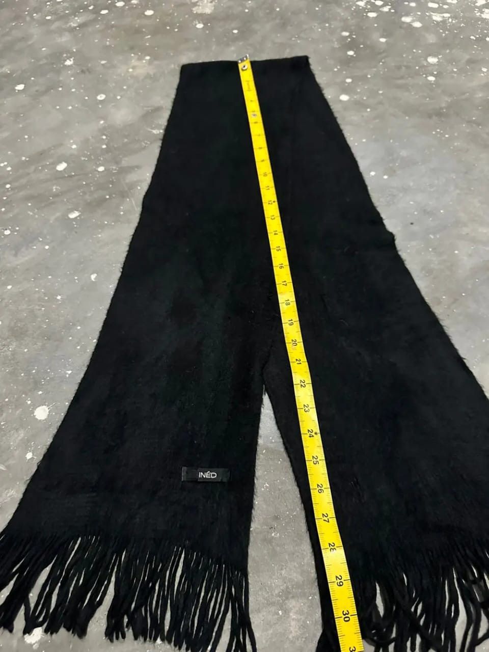 Yohji Yamamoto Ined by Yohji Yamamoto Scarf / Muffler / Neckwear Size ONE SIZE - 6 Thumbnail
